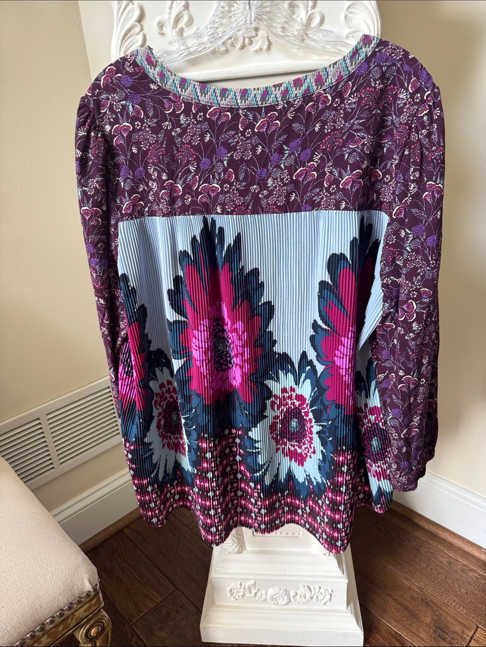 One September/Anthropologie Purple Floral V-Neck Long Sleeve Blouse